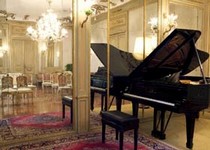 027-HotelRitz-piano.jpg